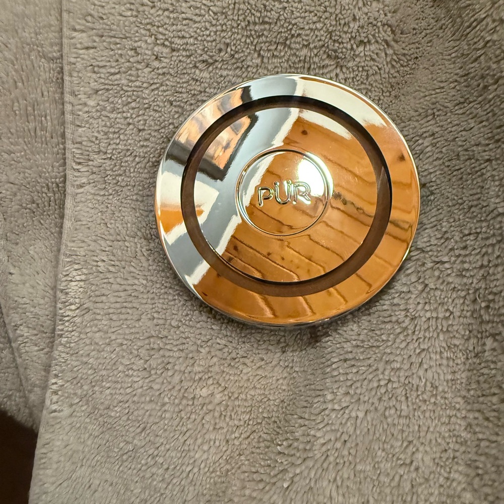 PUR Skin Perfecting Mineral Glow Bronzing Powder - Picture 5 of 14